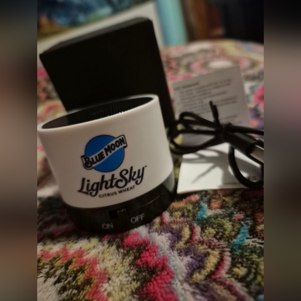 Like New Limited Edition Blue Moon Mini Bluetooth Speaker